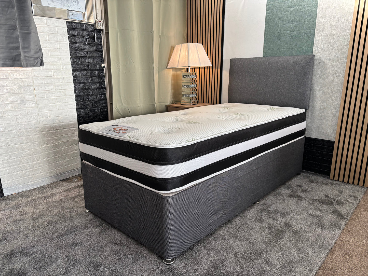 Aloe Vera Divan Bed