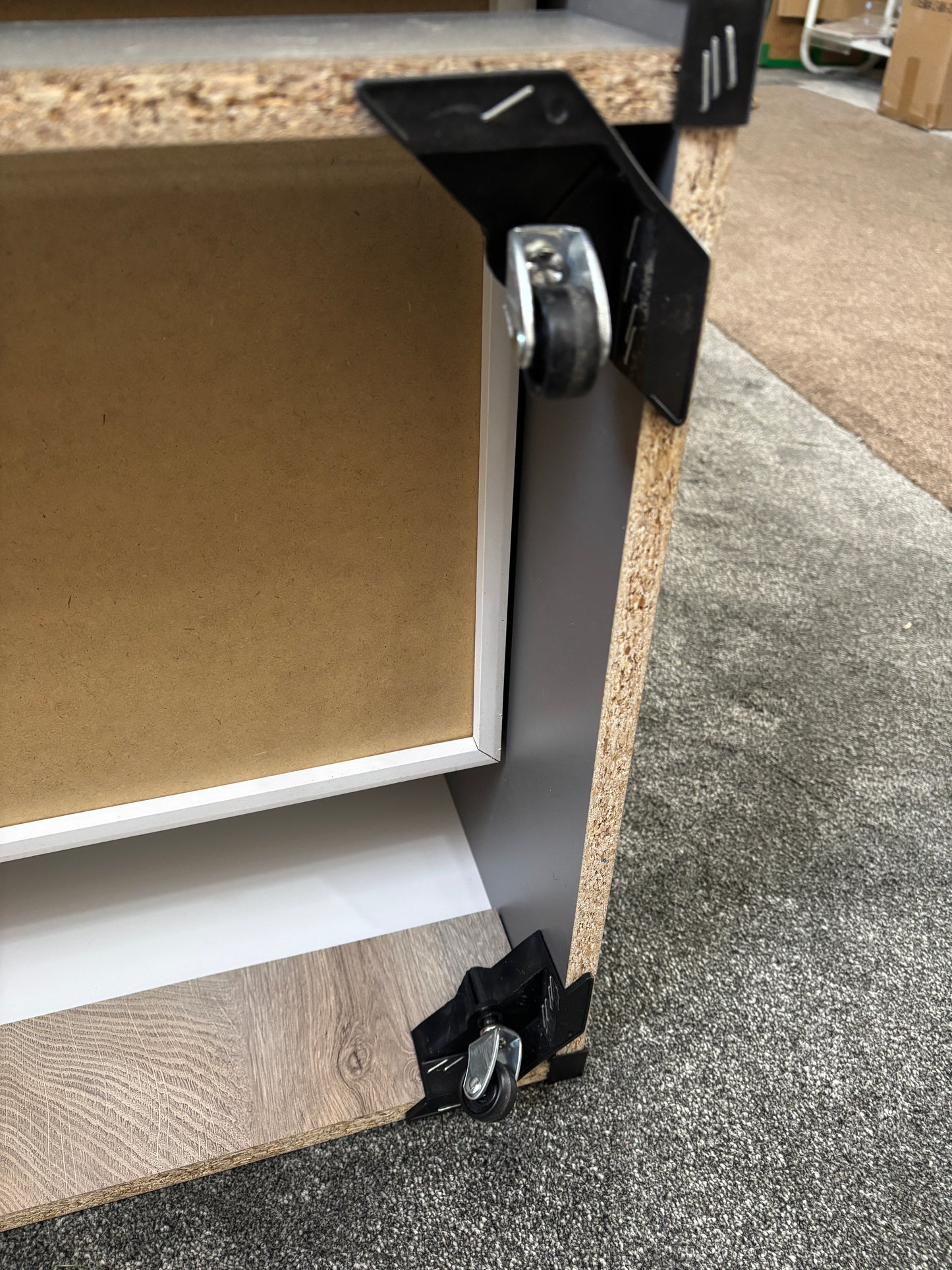 2 Drawer 30" Gents Wardrobe