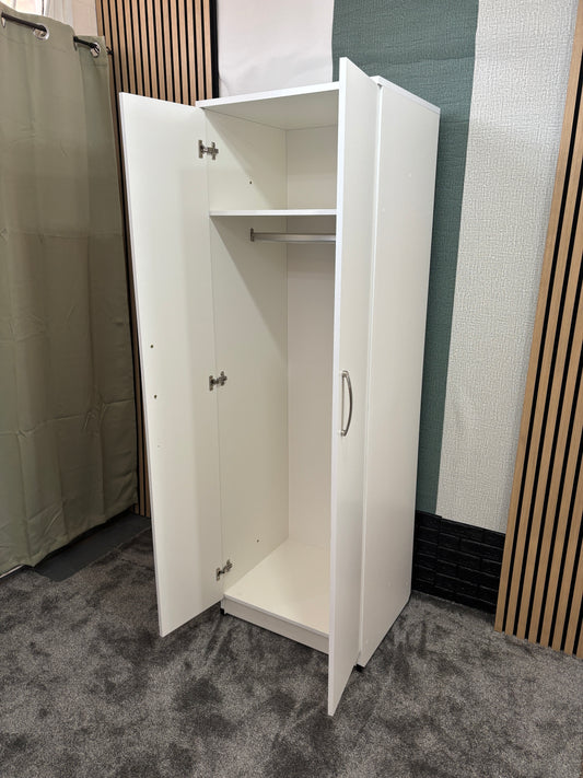 24" Wardrobe