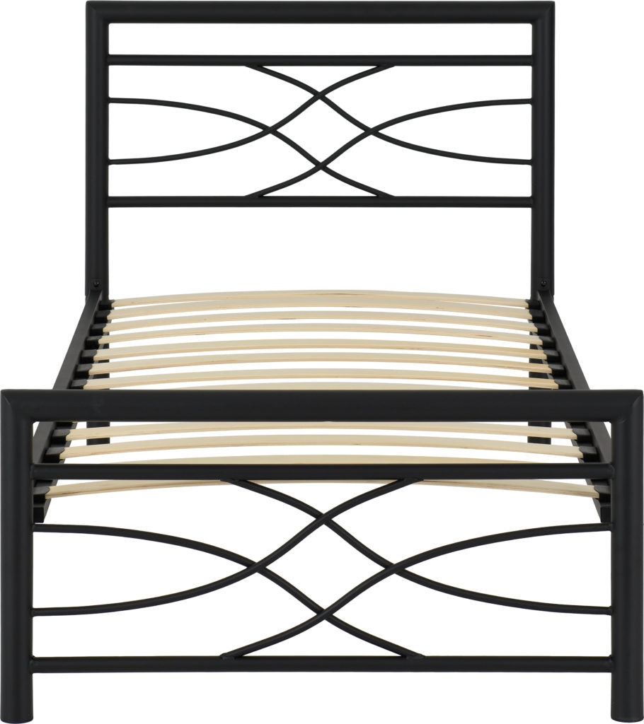 Kelly Bed 3'