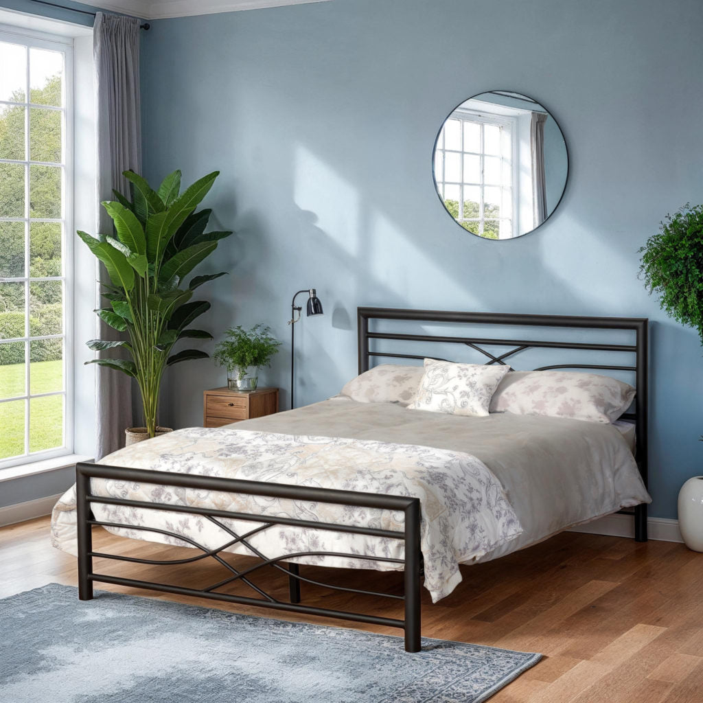 Kelly 4'6" Bed
