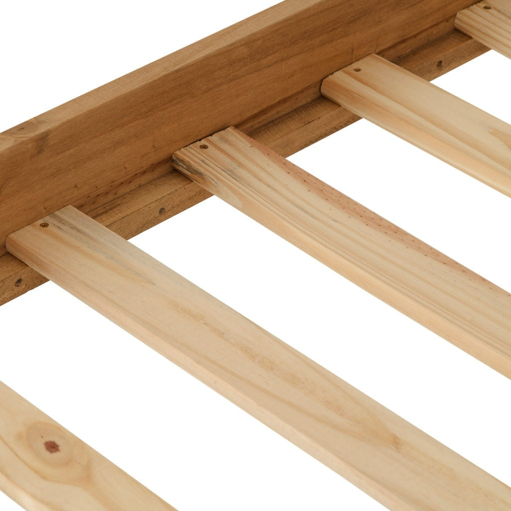 Maya 4'6" Bed