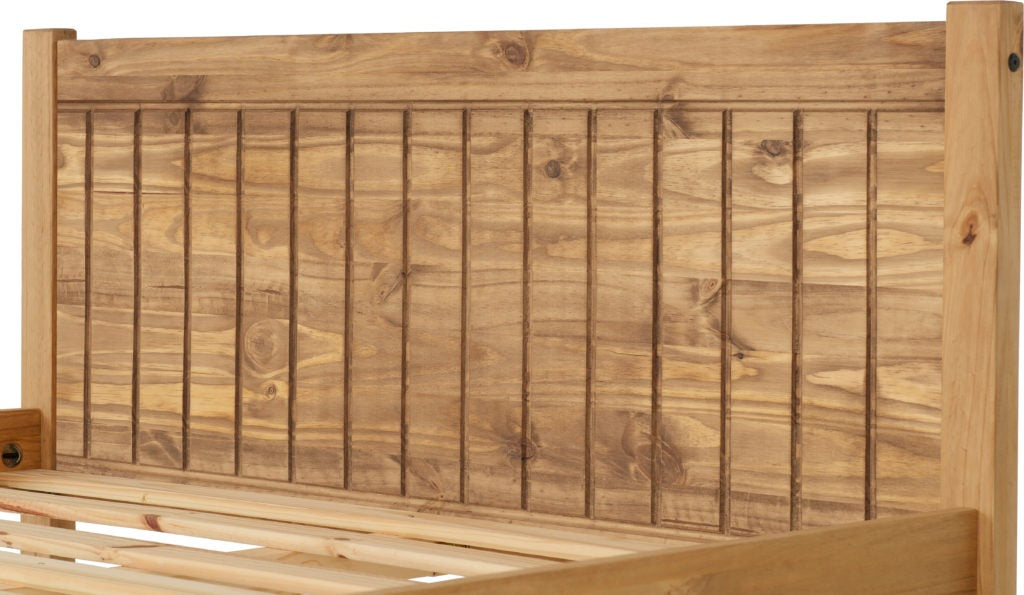 Maya 4'6" Bed