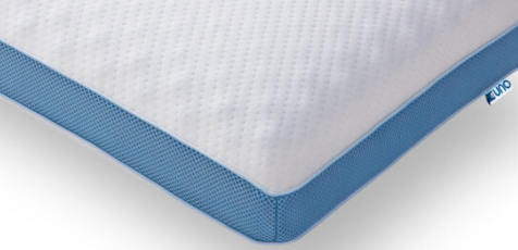 Breasley Uno Memory Cool Pillow close up